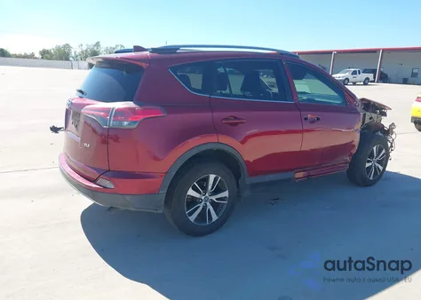 2018 Toyota Rav4 Xle z USA, uszkodzony, nr VIN 2T3WFREV6JW497120
